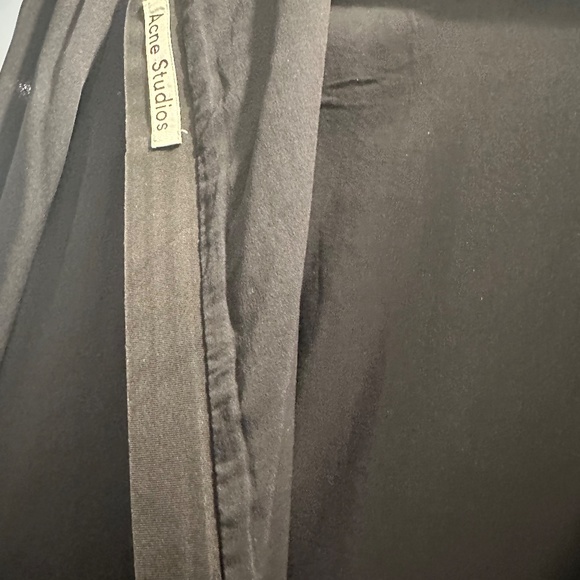 Acne Studios Black silk Pencil midi dress with long sleeves - Picture 4 of 7